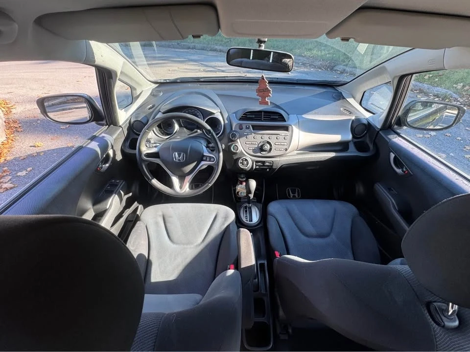 2009 Honda Fit - Image 13 of 19