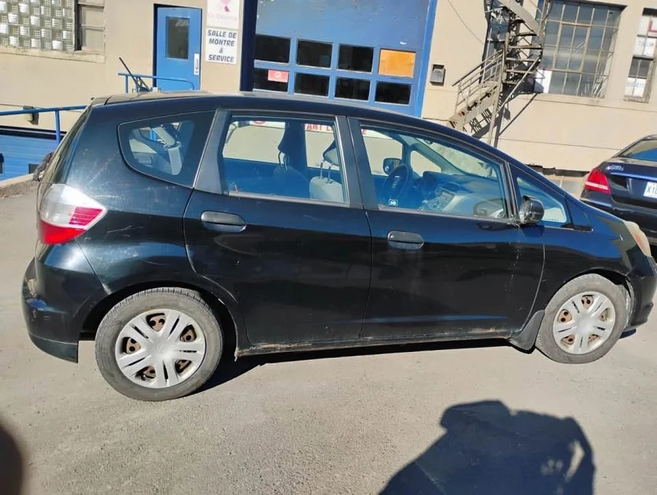 2009 Honda Fit - Image 4 of 10