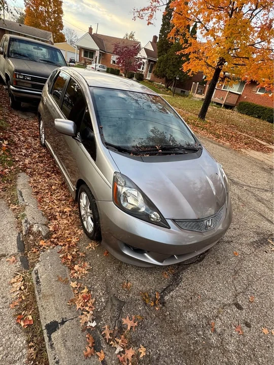 2009 Honda Fit - Image 6 of 7