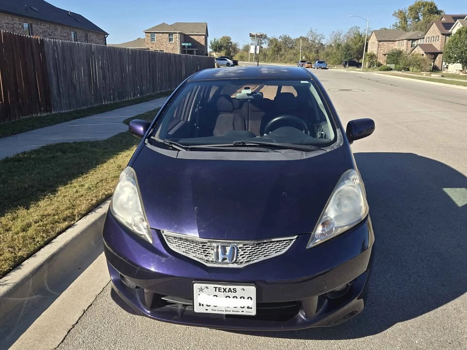 2009 Honda Fit - Image 6 of 8