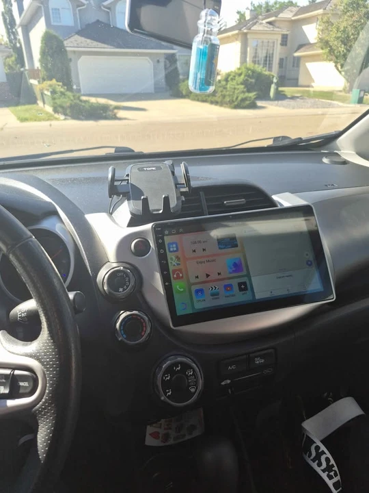 2009 Honda Fit - Image 2 of 4