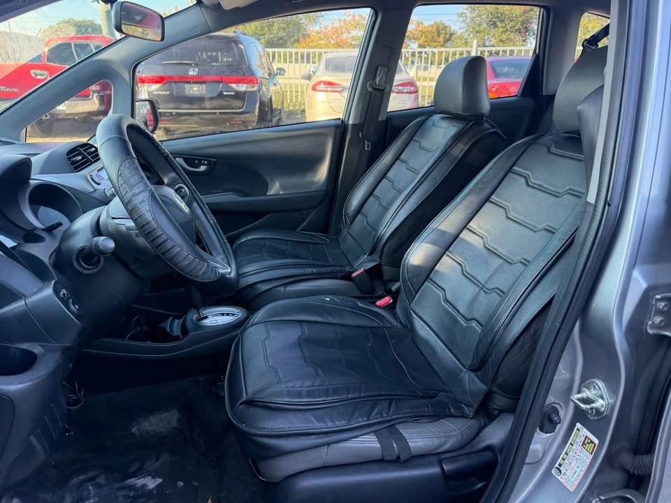 2009 Honda Fit - Image 13 of 17