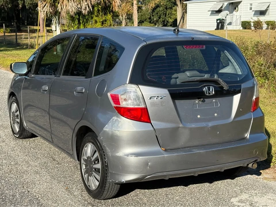 2009 Honda Fit - Image 3 of 17
