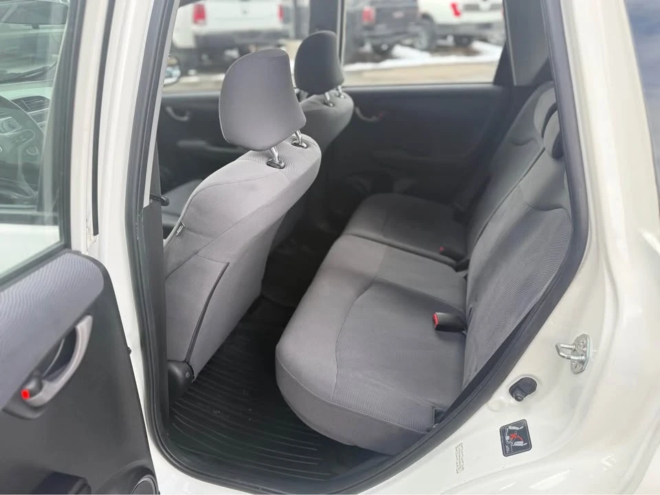 2009 Honda Fit - Image 7 of 8