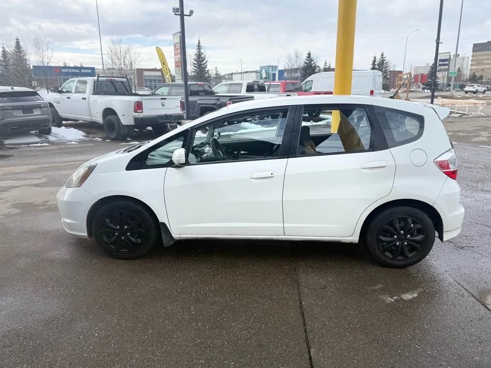 2009 Honda Fit - Image 4 of 8