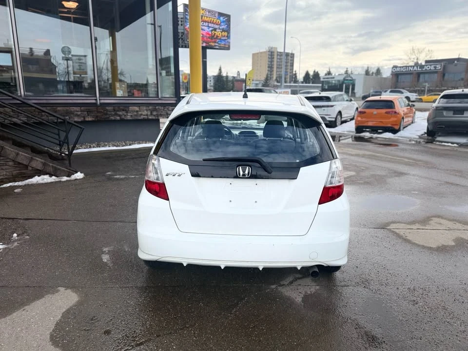 2009 Honda Fit - Image 3 of 8