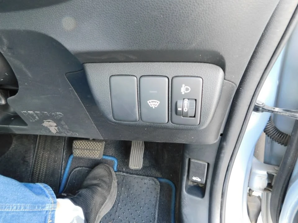2009 Honda Fit - Image 14 of 20