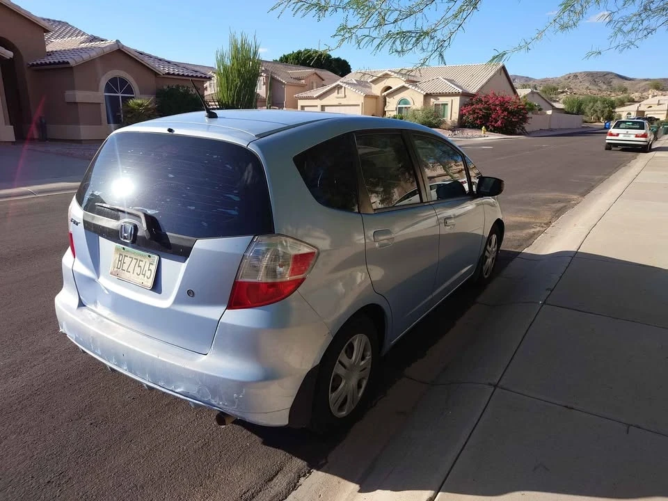 2009 Honda Fit - Image 3 of 10