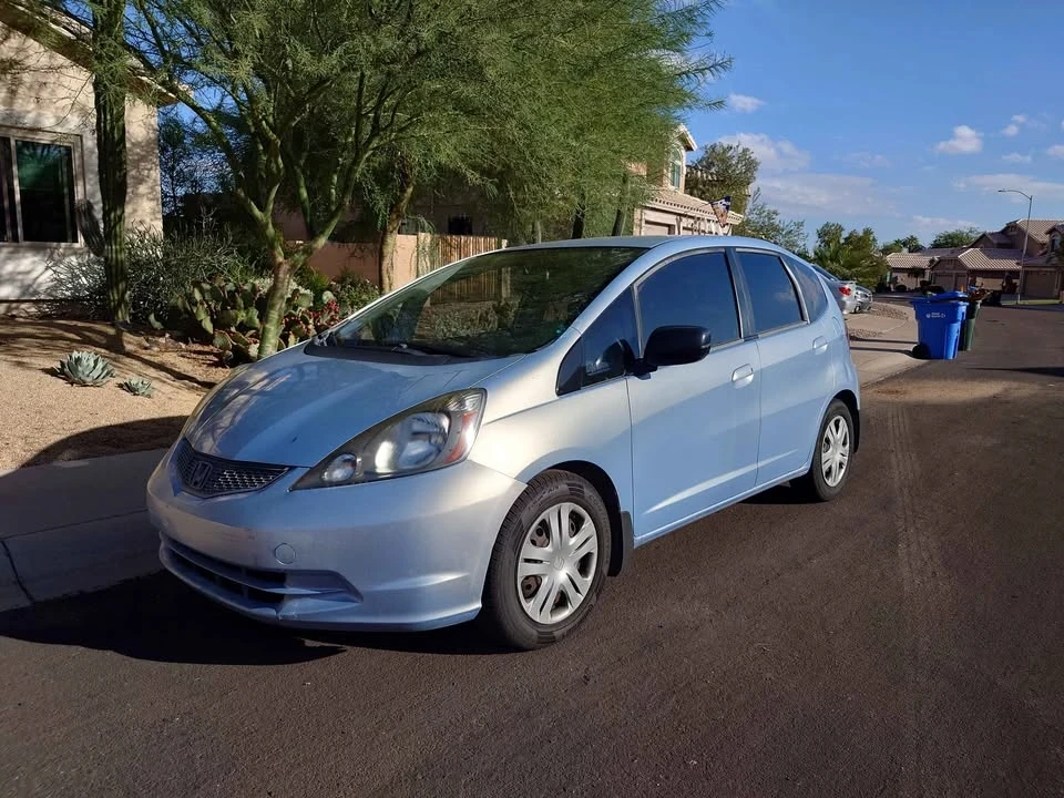 2009 Honda Fit - Image 2 of 10