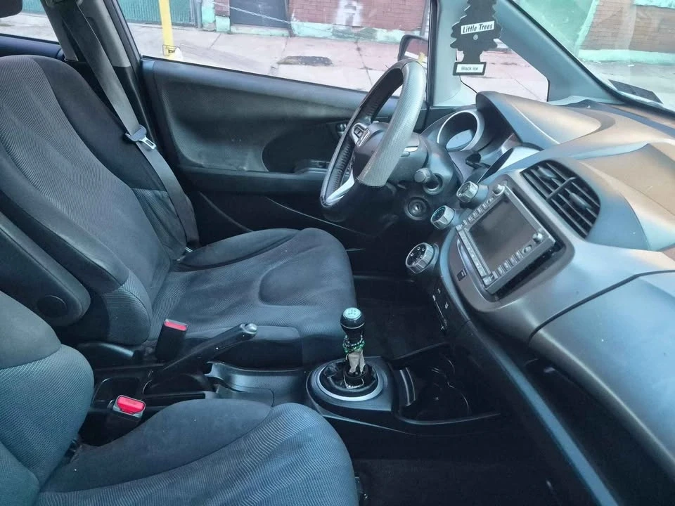 2009 Honda Fit - Image 5 of 6