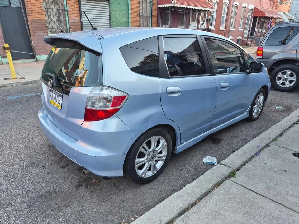 2009 Honda Fit - Image 3 of 6