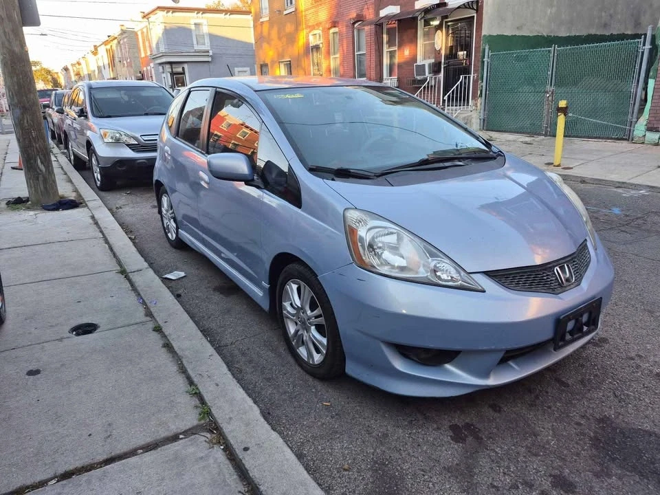 2009 Honda Fit - Image 2 of 6