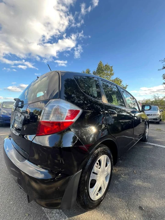 2009 Honda Fit - Image 5 of 16