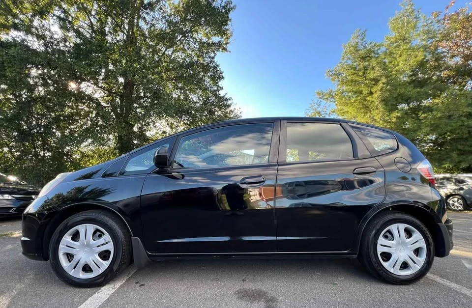 2009 Honda Fit - Image 7 of 16