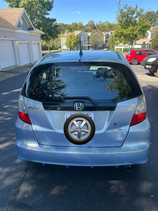 2009 Honda Fit - Image 5 of 10