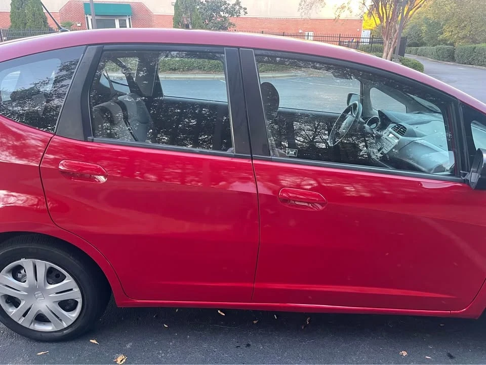 2009 Honda Fit - Image 4 of 5