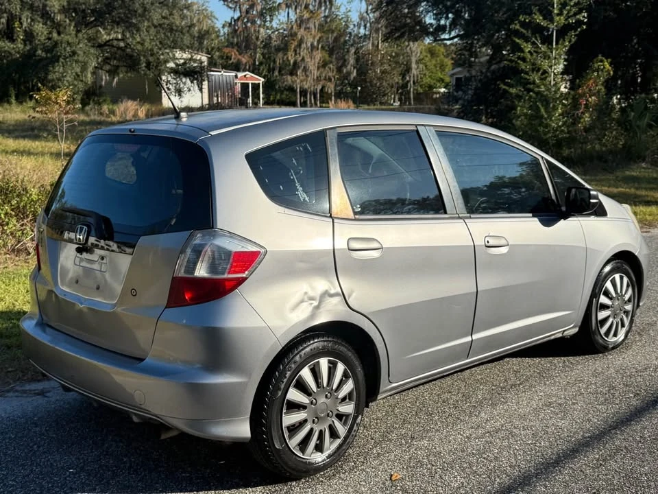 2009 Honda Fit - Image 11 of 17