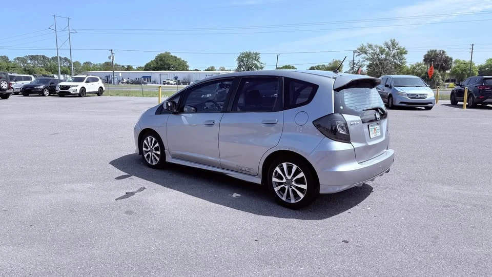 2009 Honda Fit - Image 6 of 14