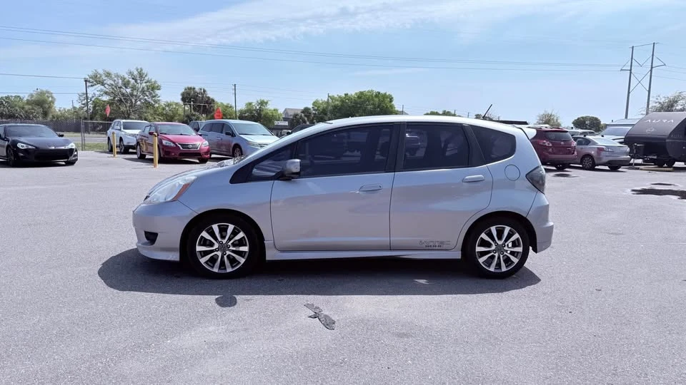 2009 Honda Fit - Image 7 of 14