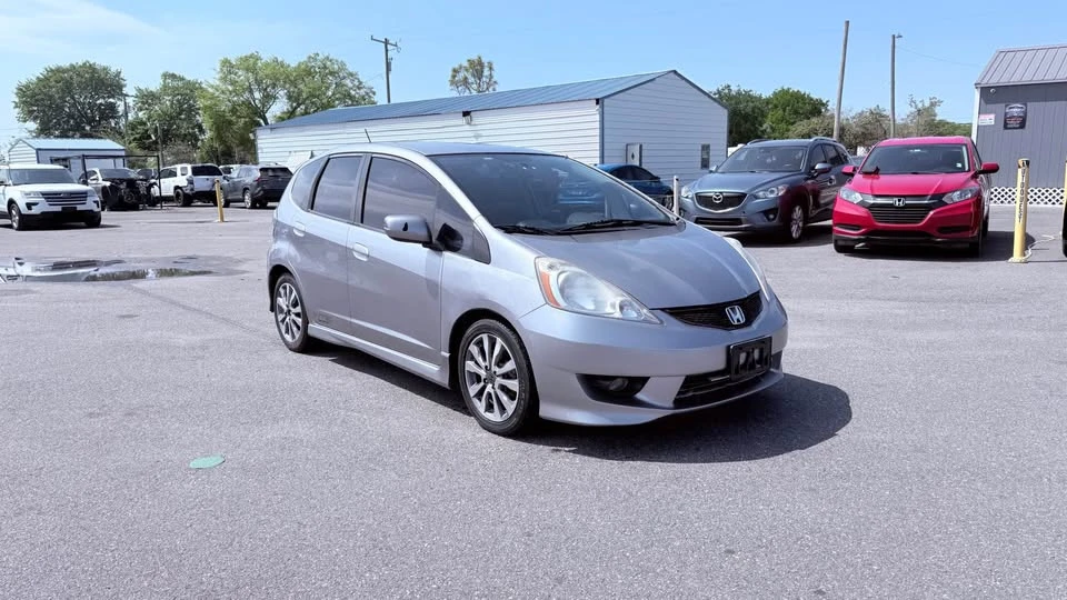 2009 Honda Fit - Image 3 of 14