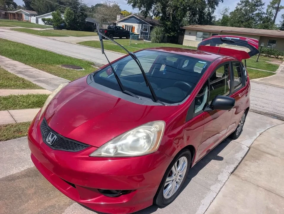 2009 Honda Fit - Image 2 of 6