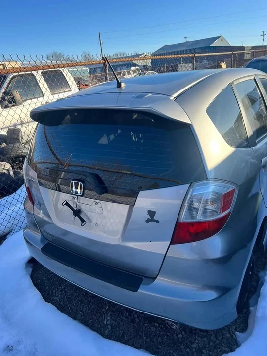 2009 Honda Fit - Image 3 of 7