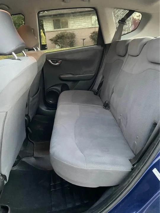 2009 Honda Fit - Image 7 of 11