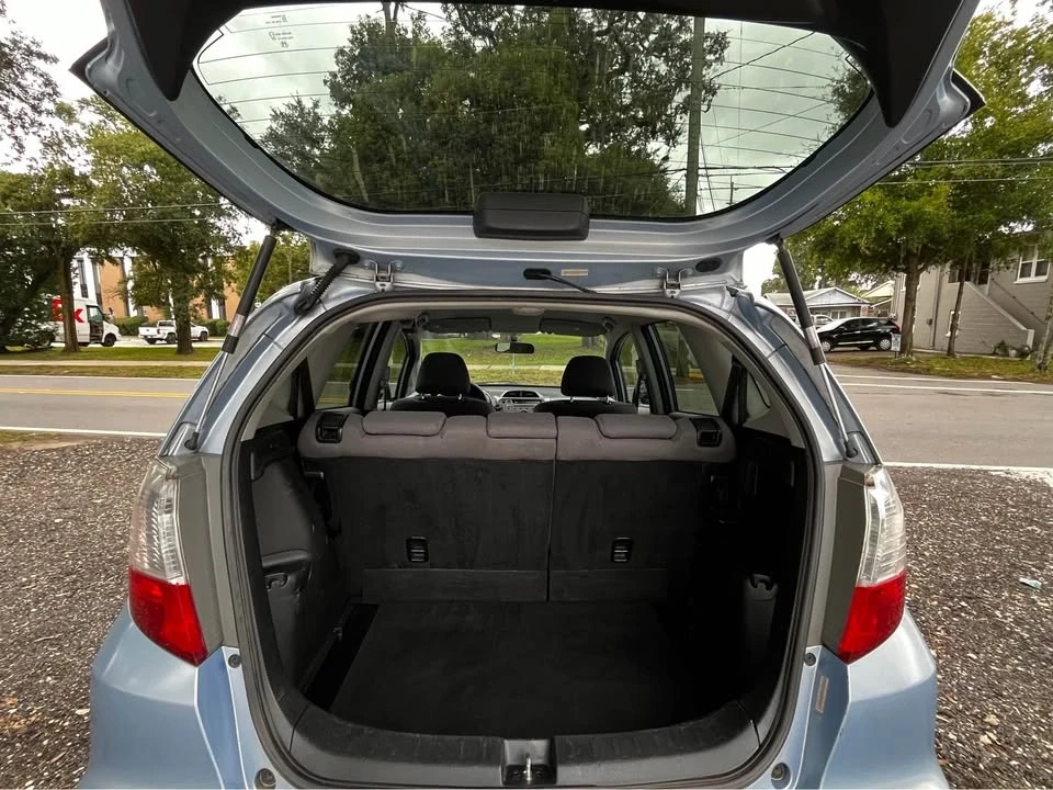2009 Honda Fit - Image 12 of 17