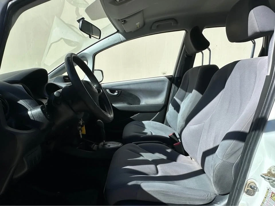 2009 Honda Fit - Image 11 of 19
