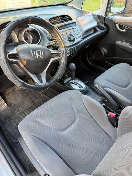2009 Honda Fit - Image 8 of 10