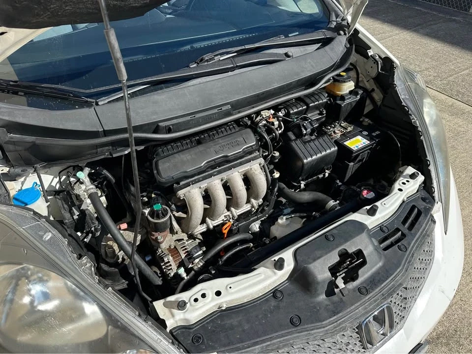 2009 Honda Fit - Image 17 of 19