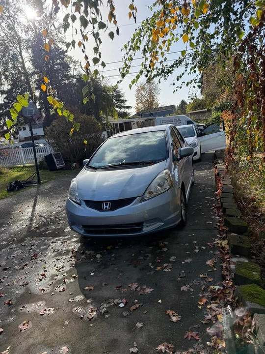 2009 Honda Fit - Image 3 of 8
