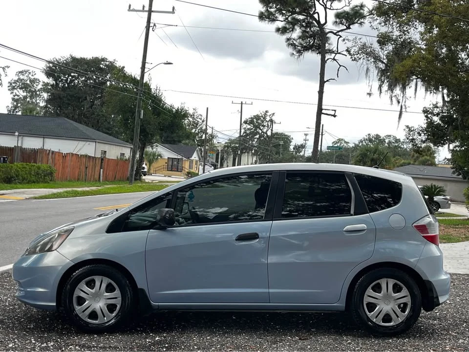 2009 Honda Fit - Image 6 of 18