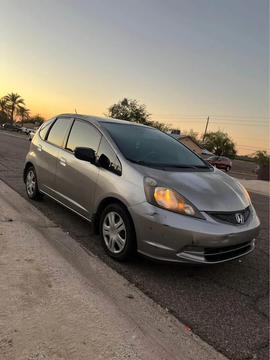 2009 Honda Fit - Image 2 of 9