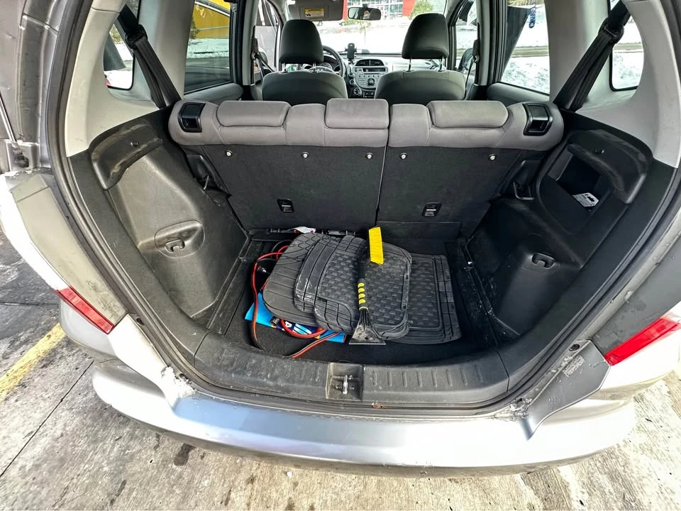 2009 Honda Fit - Image 5 of 12