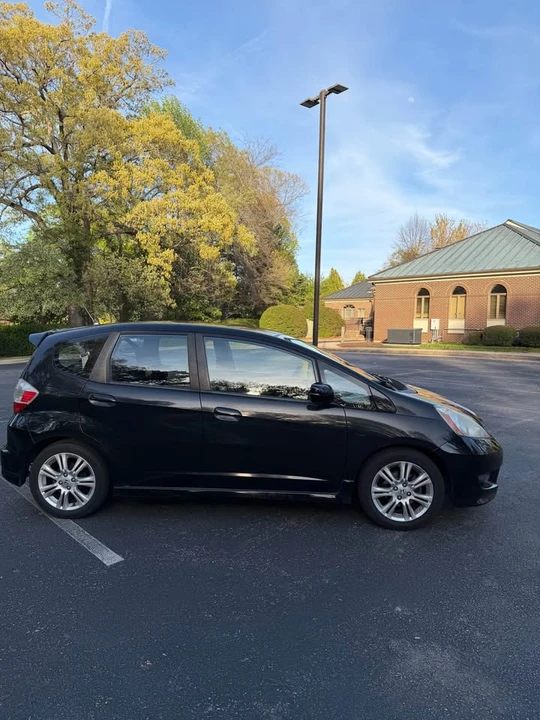 2009 Honda Fit - Image 3 of 13