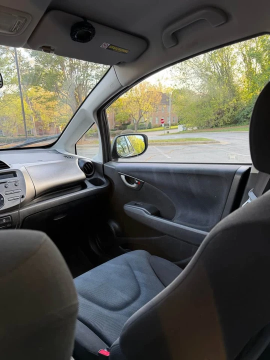 2009 Honda Fit - Image 9 of 13