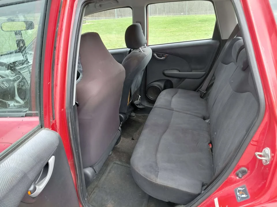 2009 Honda Fit - Image 5 of 13