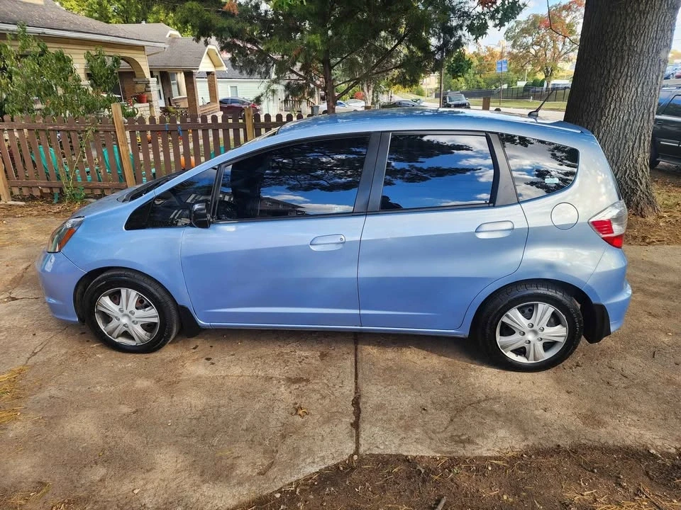 2009 Honda Fit - Image 7 of 11