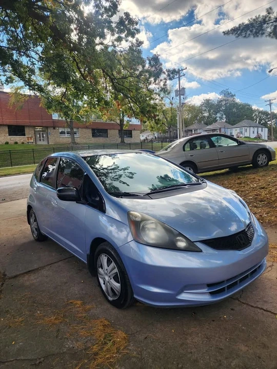 2009 Honda Fit - Image 3 of 11