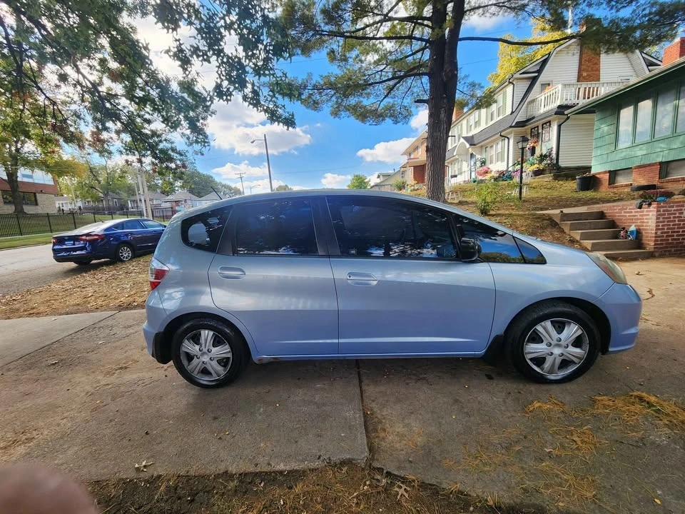 2009 Honda Fit - Image 4 of 11
