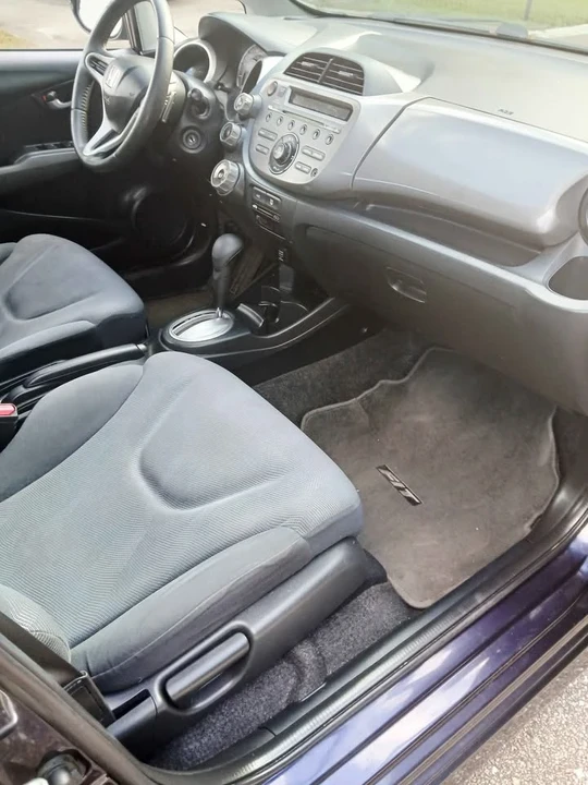 2009 Honda Fit - Image 9 of 9