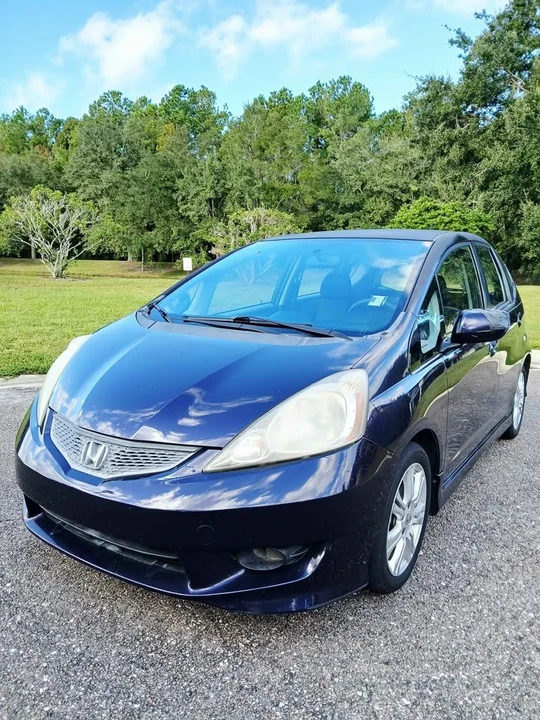 2009 Honda Fit - Image 2 of 9
