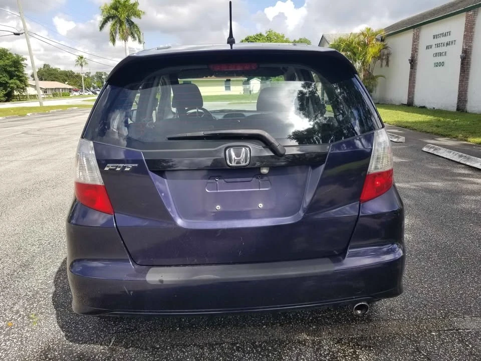 2009 Honda Fit - Image 4 of 18