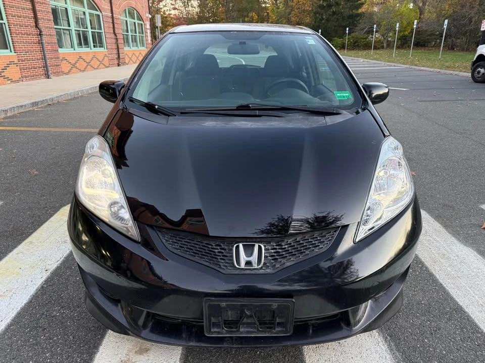 2009 Honda Fit - Image 2 of 8