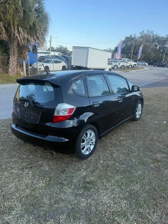 2009 Honda Fit - Image 3 of 8