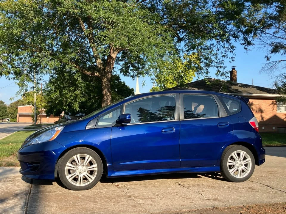 2009 Honda Fit - Image 7 of 15