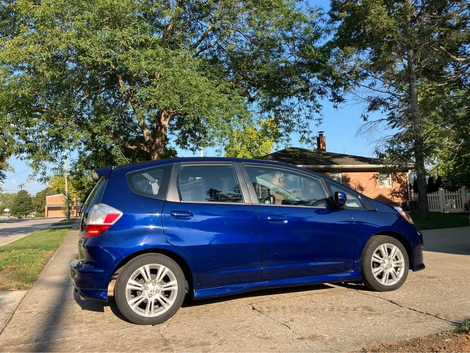 2009 Honda Fit - Image 5 of 15