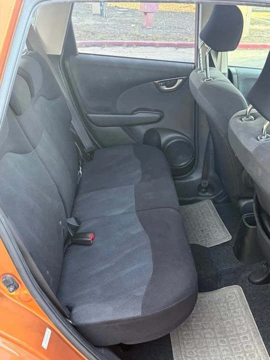2009 Honda Fit - Image 12 of 17