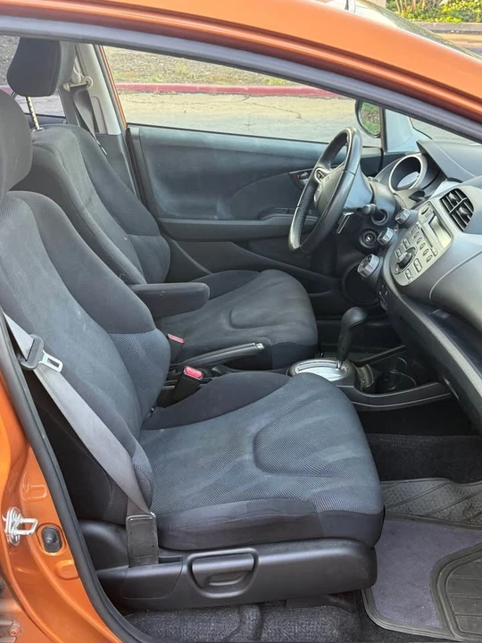 2009 Honda Fit - Image 13 of 17